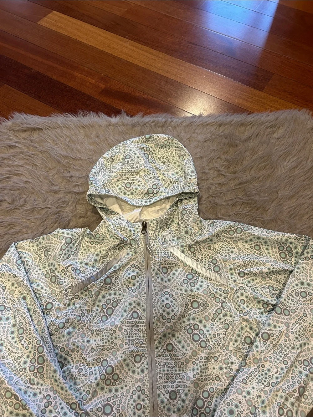 LL Bean Lightweight Hooded Rain Jacket in Mint And Gray Print